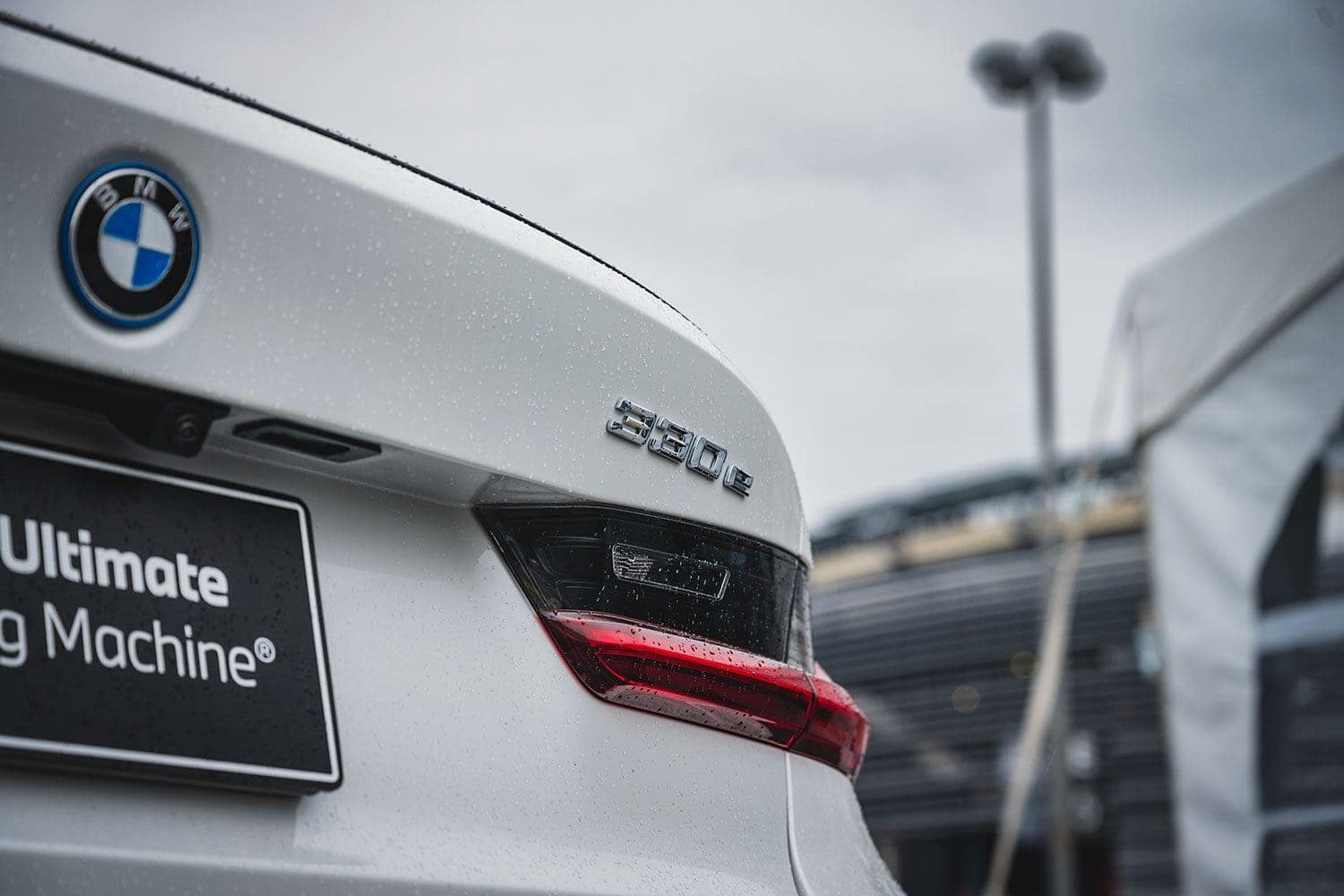 BMW 330e