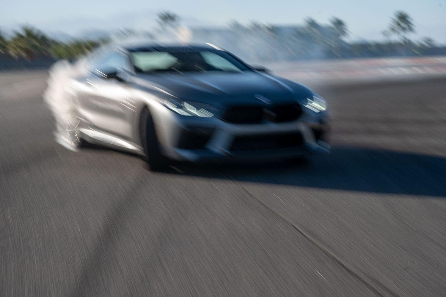 blurred-m8