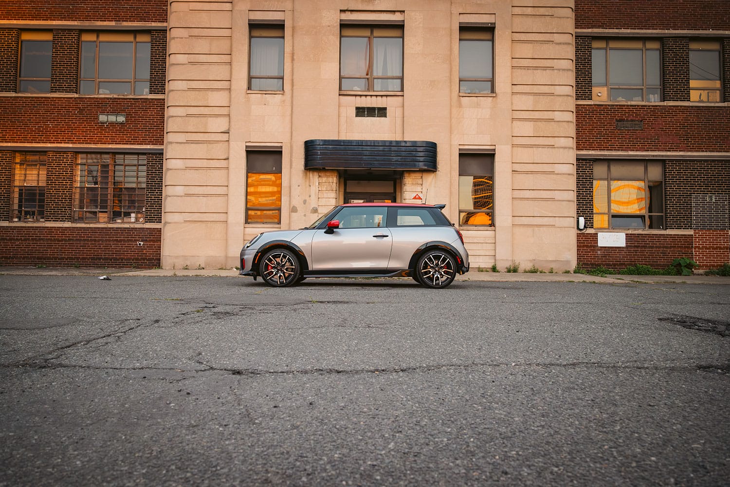 mini-john-cooper-works-coupe-melting silver III