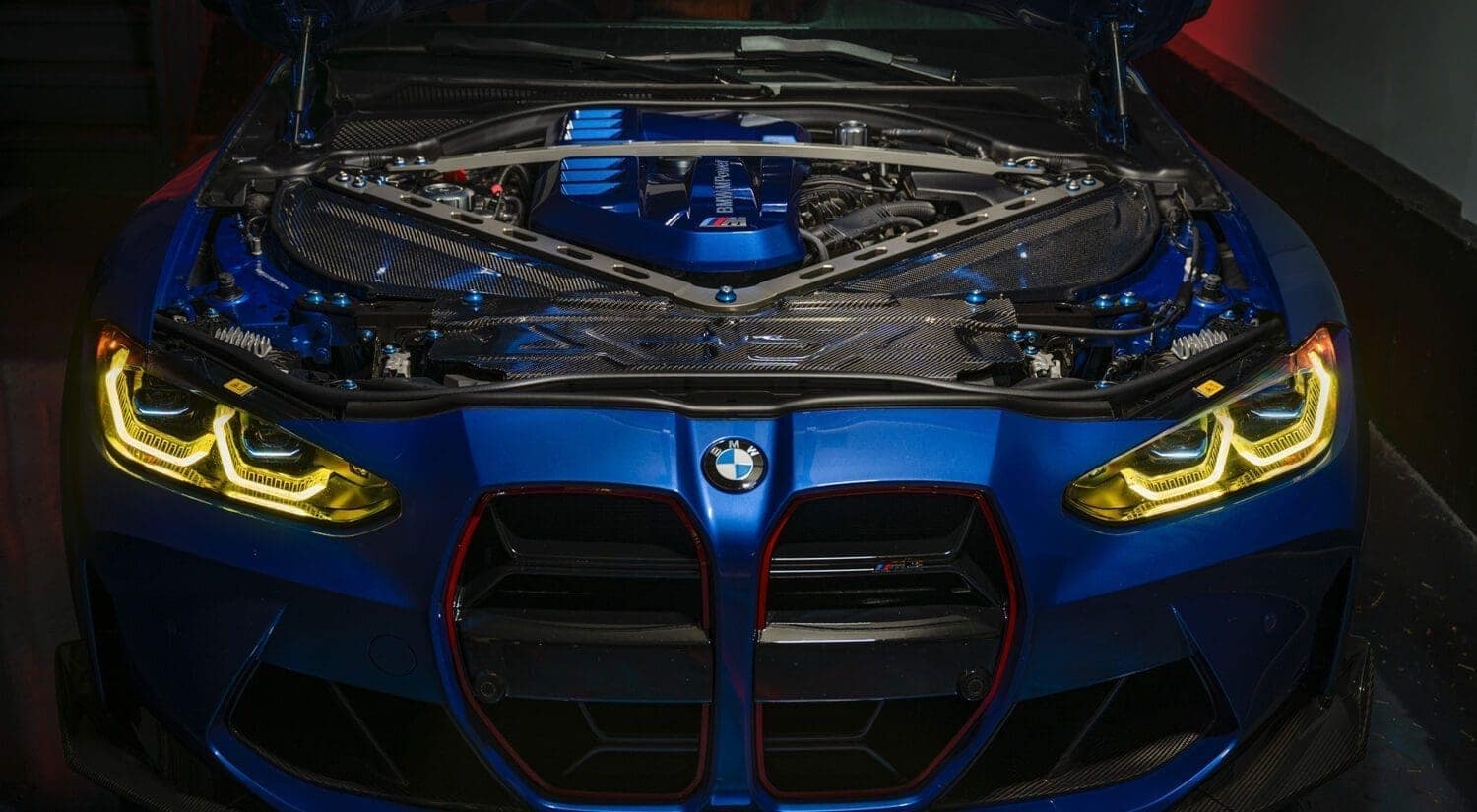 g8x-m3-engine-bay