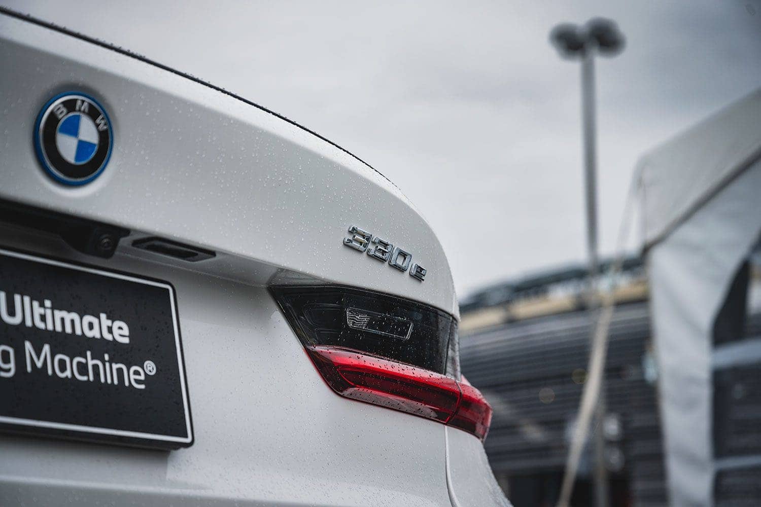 BMW 330e