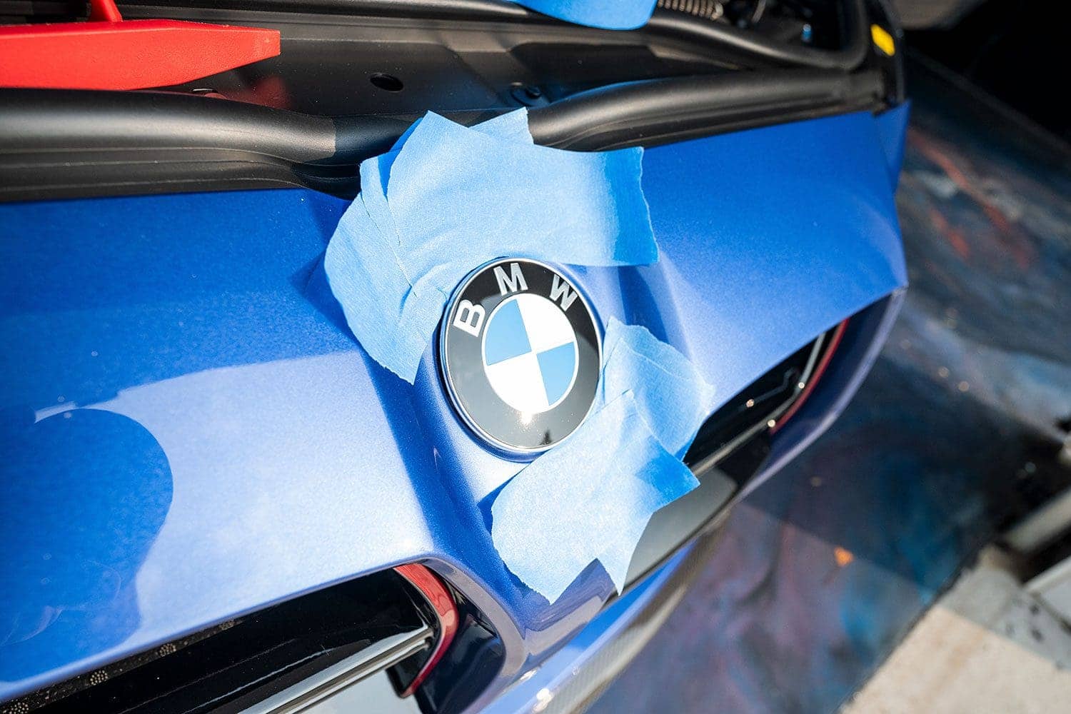 BMW badge installation