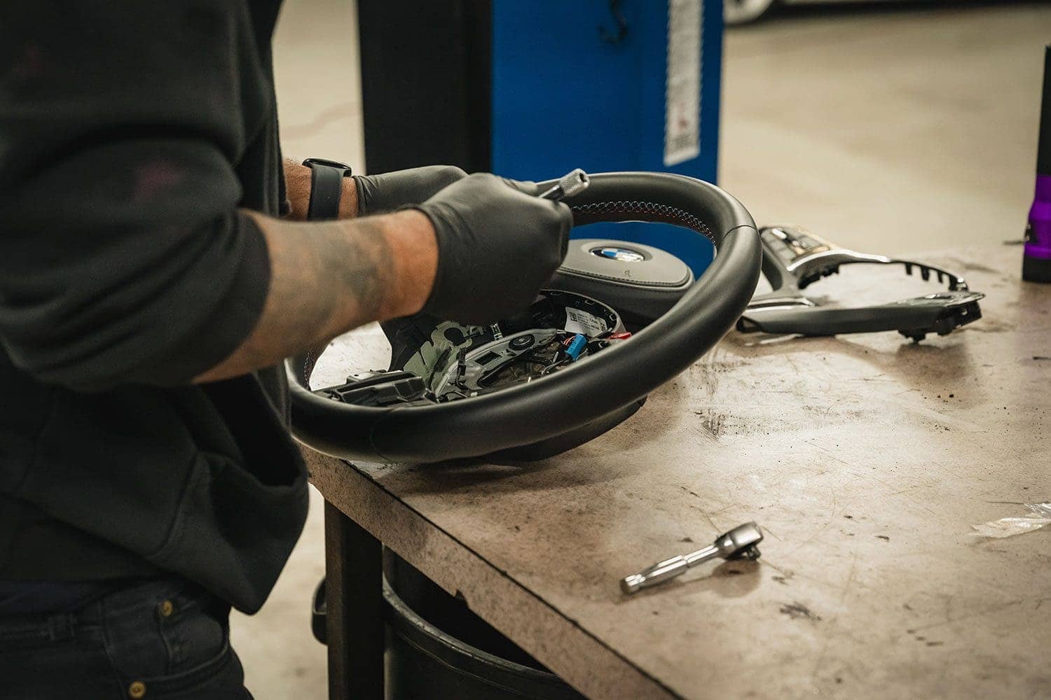 BMW M3 steering wheel install