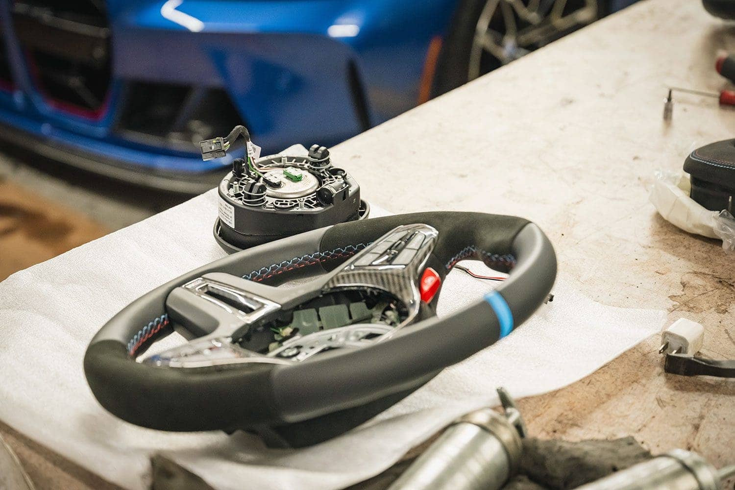 BMW M3 steering wheel install