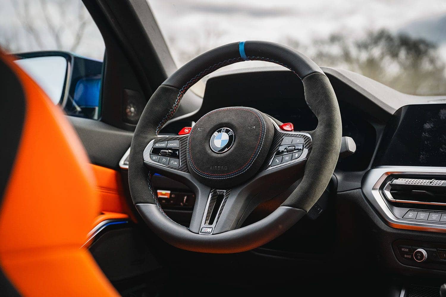 BMW M3 steering wheel install
