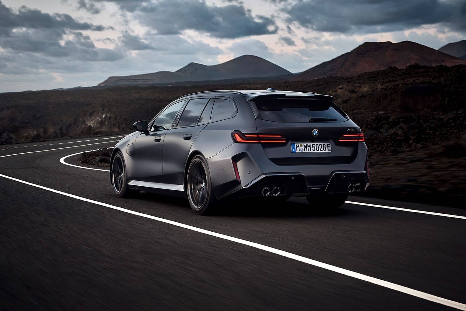 m5-touring-rear