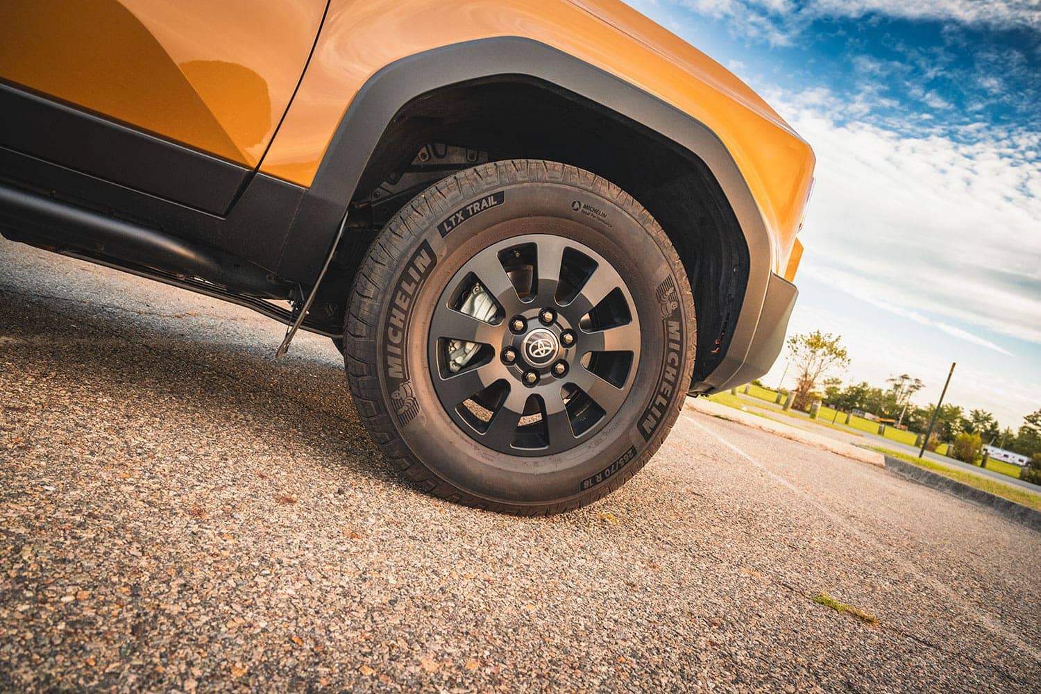 toyota-land-cruiser-first-edition