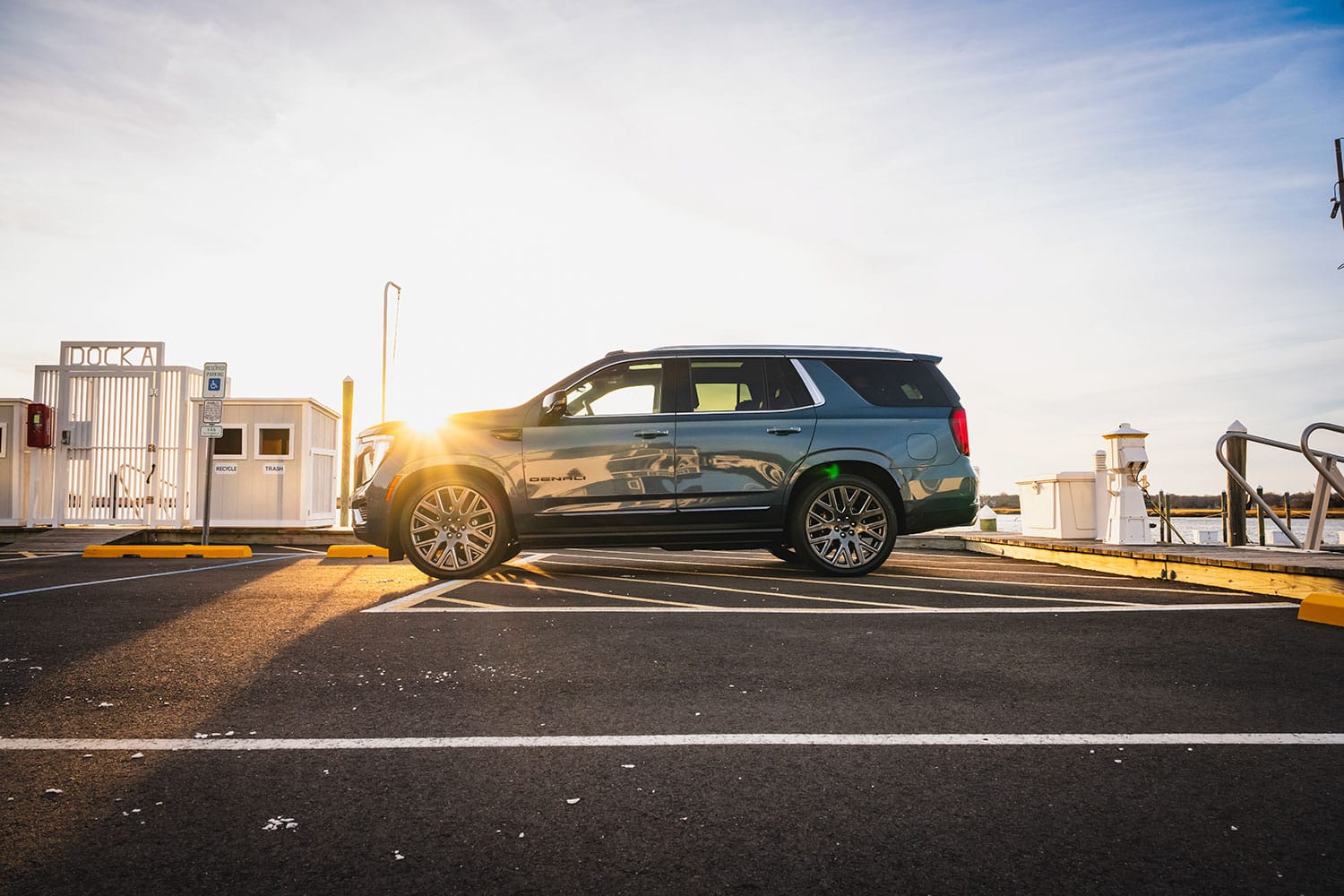 2025-gmc-yukon-denali-24