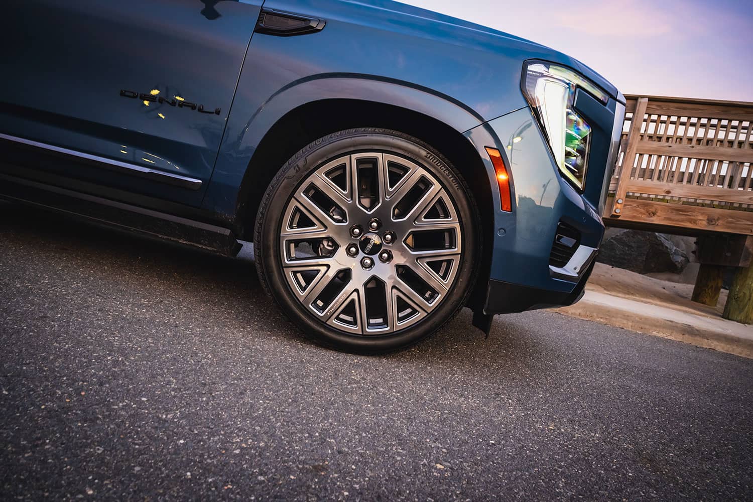 2025-gmc-yukon-denali