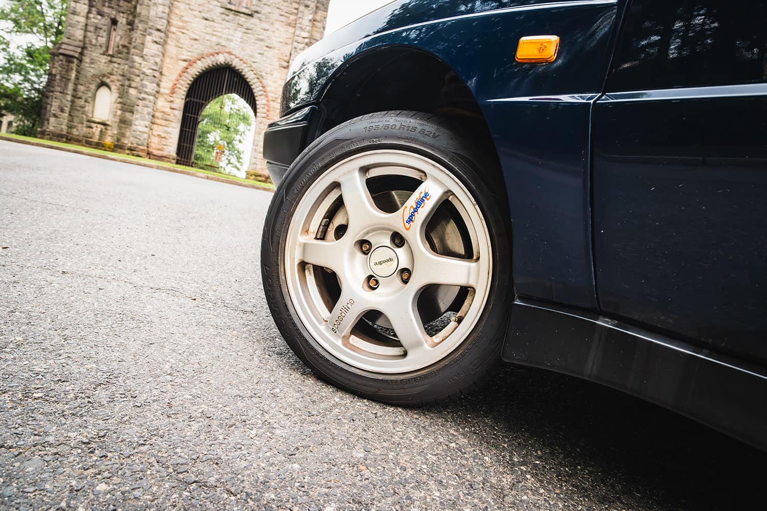 1988-Lancia-Delta-Integrale-brakes