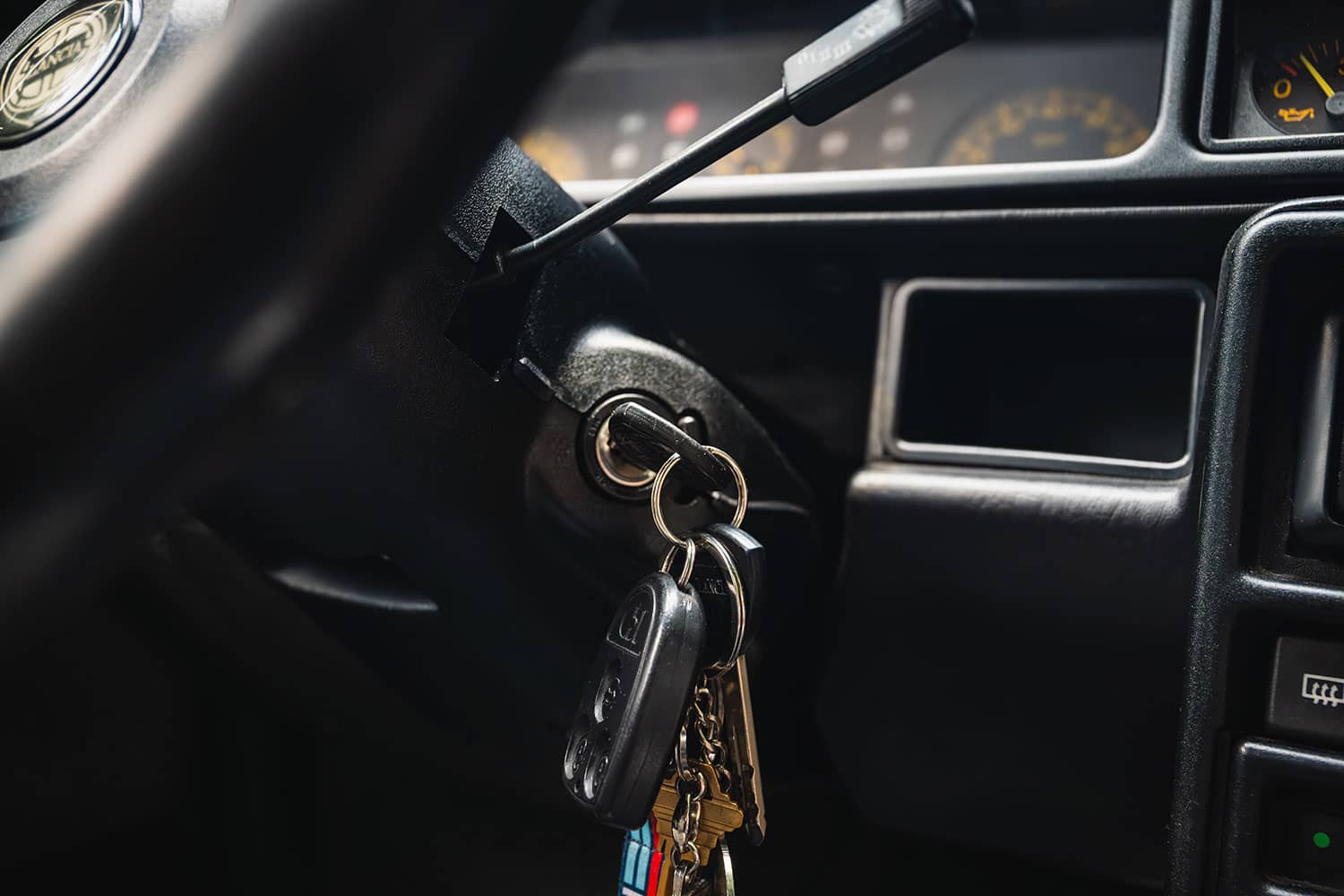 1988-Lancia-Delta-Integrale ignition