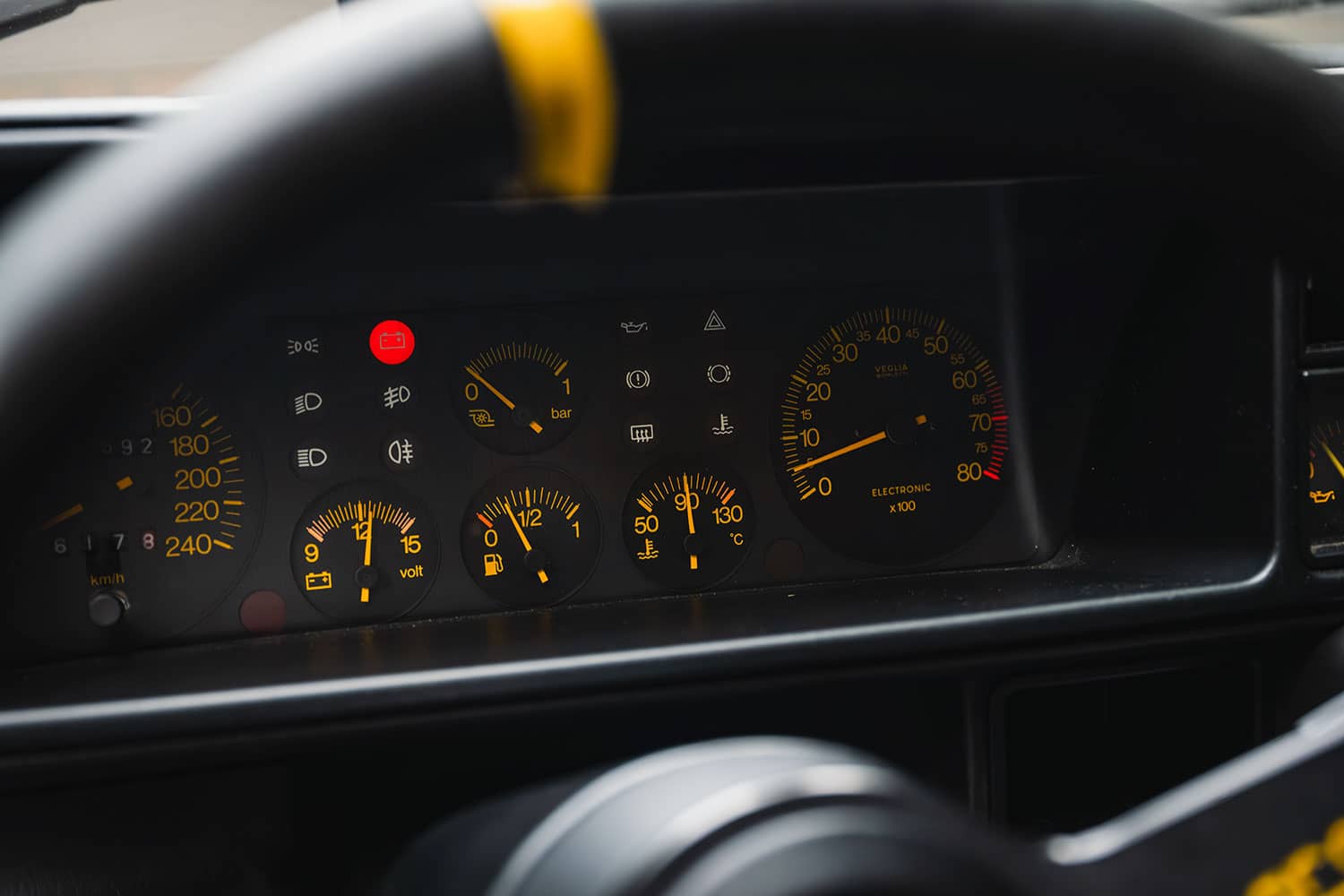 1988 Lancia Delta Ingetrale dashboard