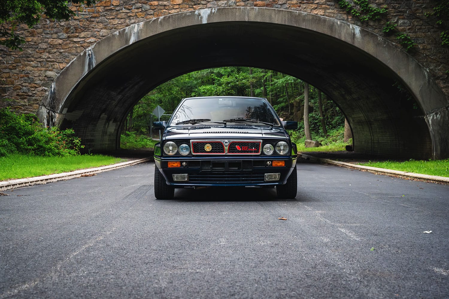 1988-Lancia-Delta-Integrale-font end