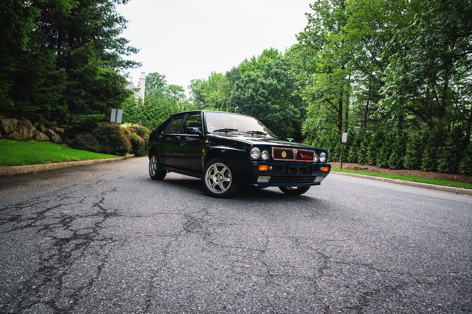1988-Lancia-Delta-Integrale front three quarter