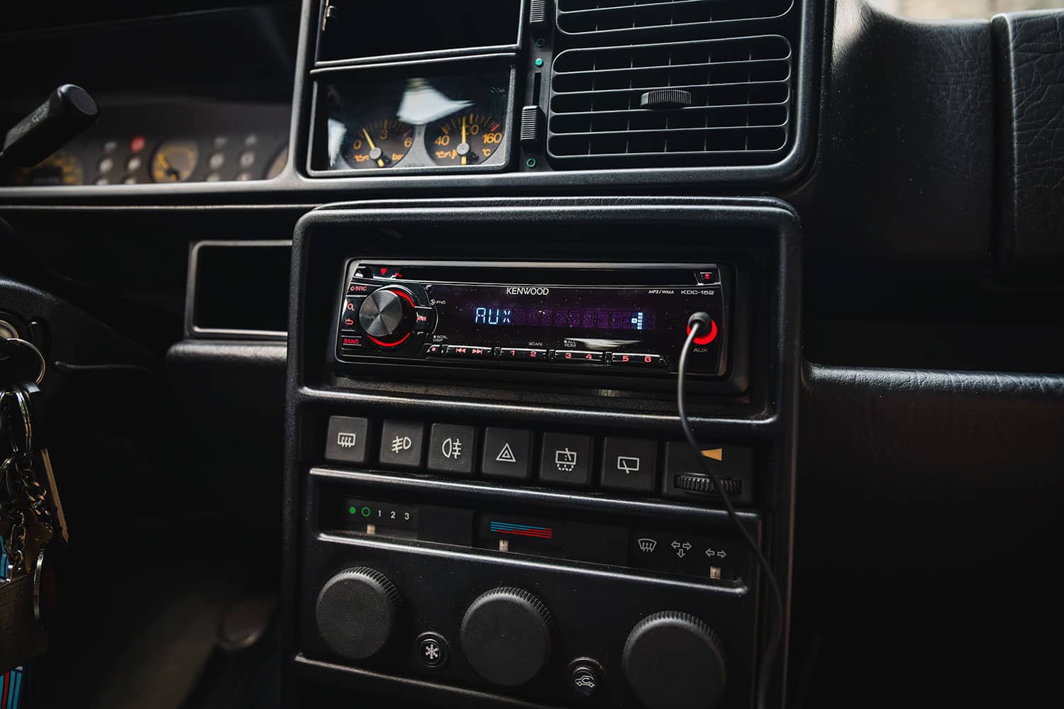 1988 Lancia Delta Ingetrale radio