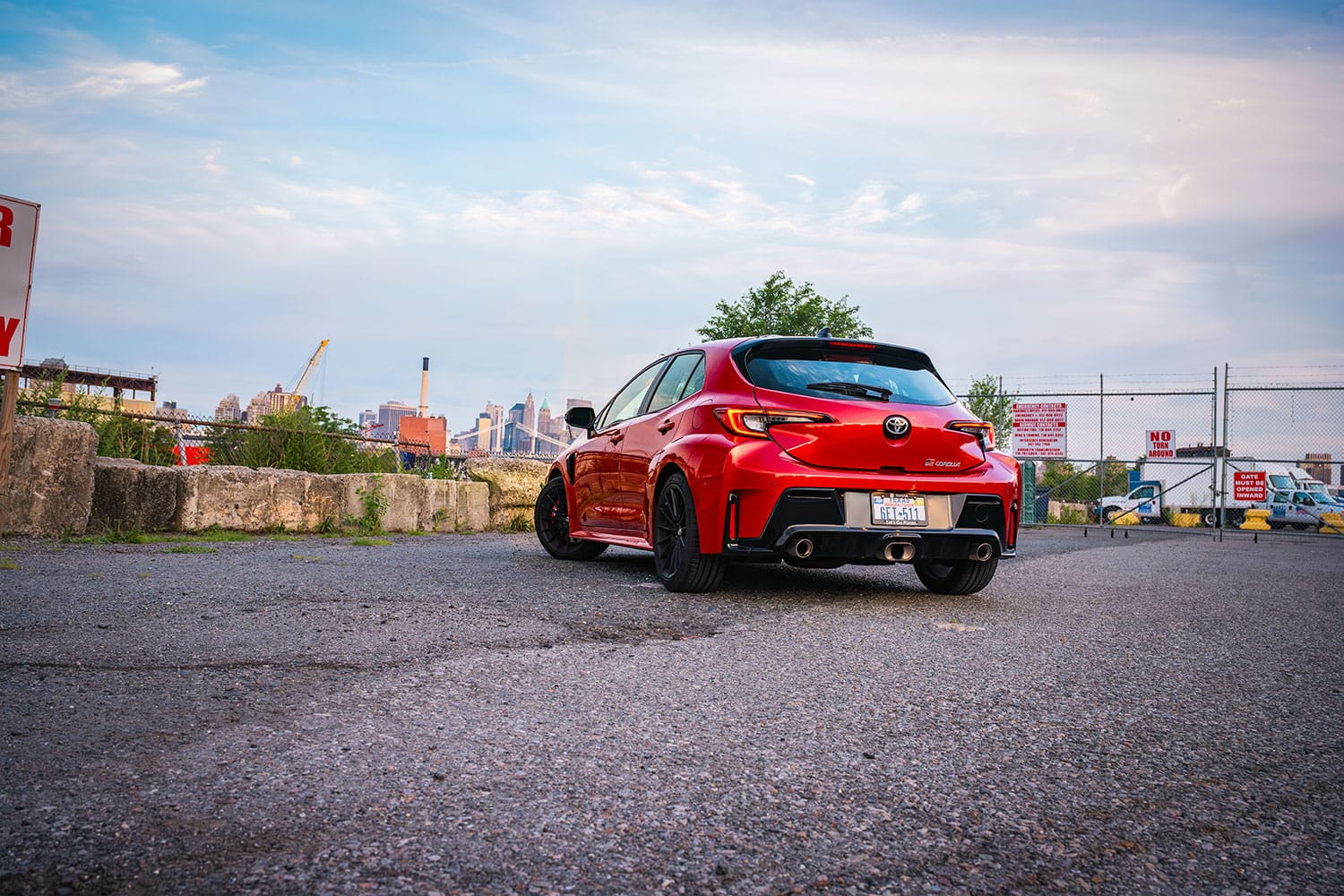 2025-gr-corolla-17
