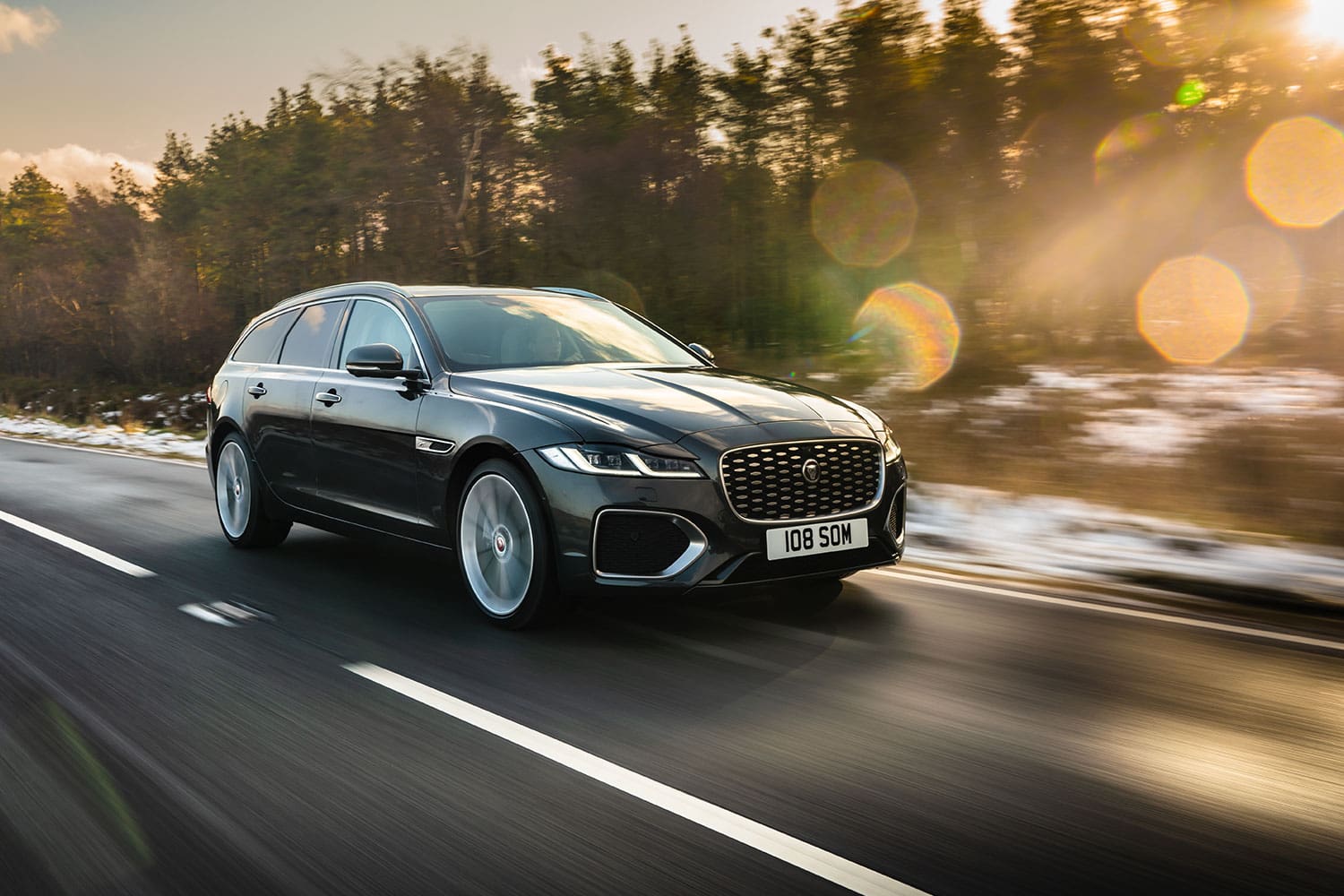 jag-xf-roller