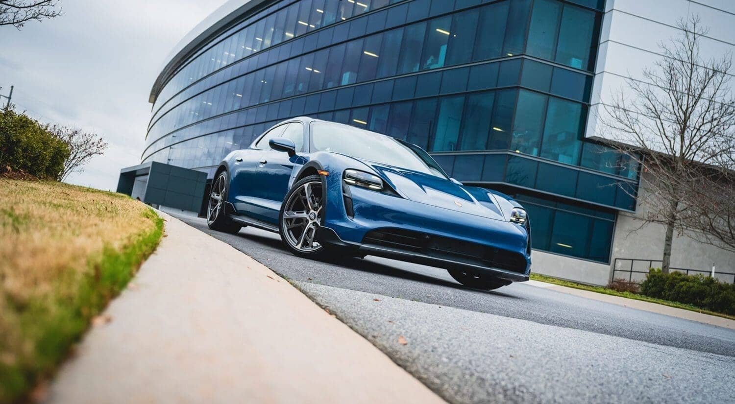 porsche-taycan-cross-turismo