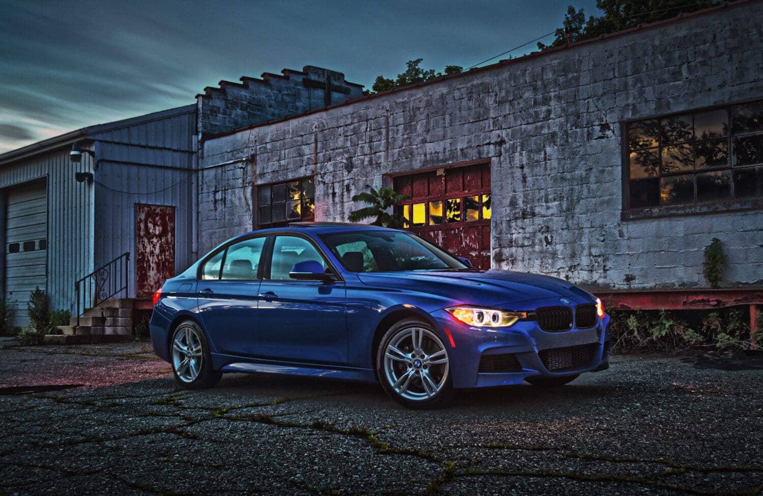 BMW 328i