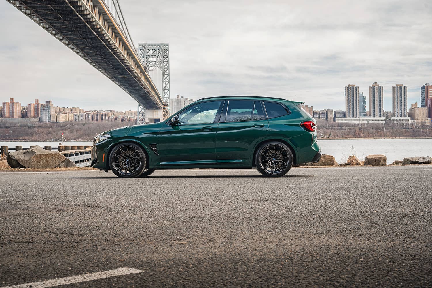 2022-bmw-x3m side profile