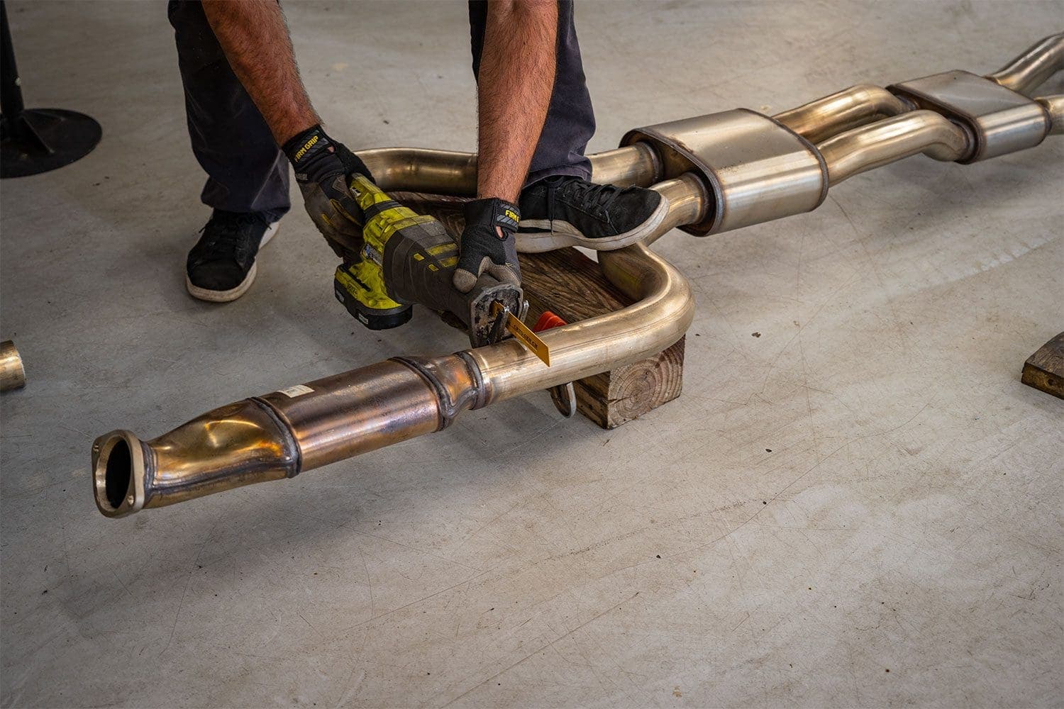 G80 M3 exhaust