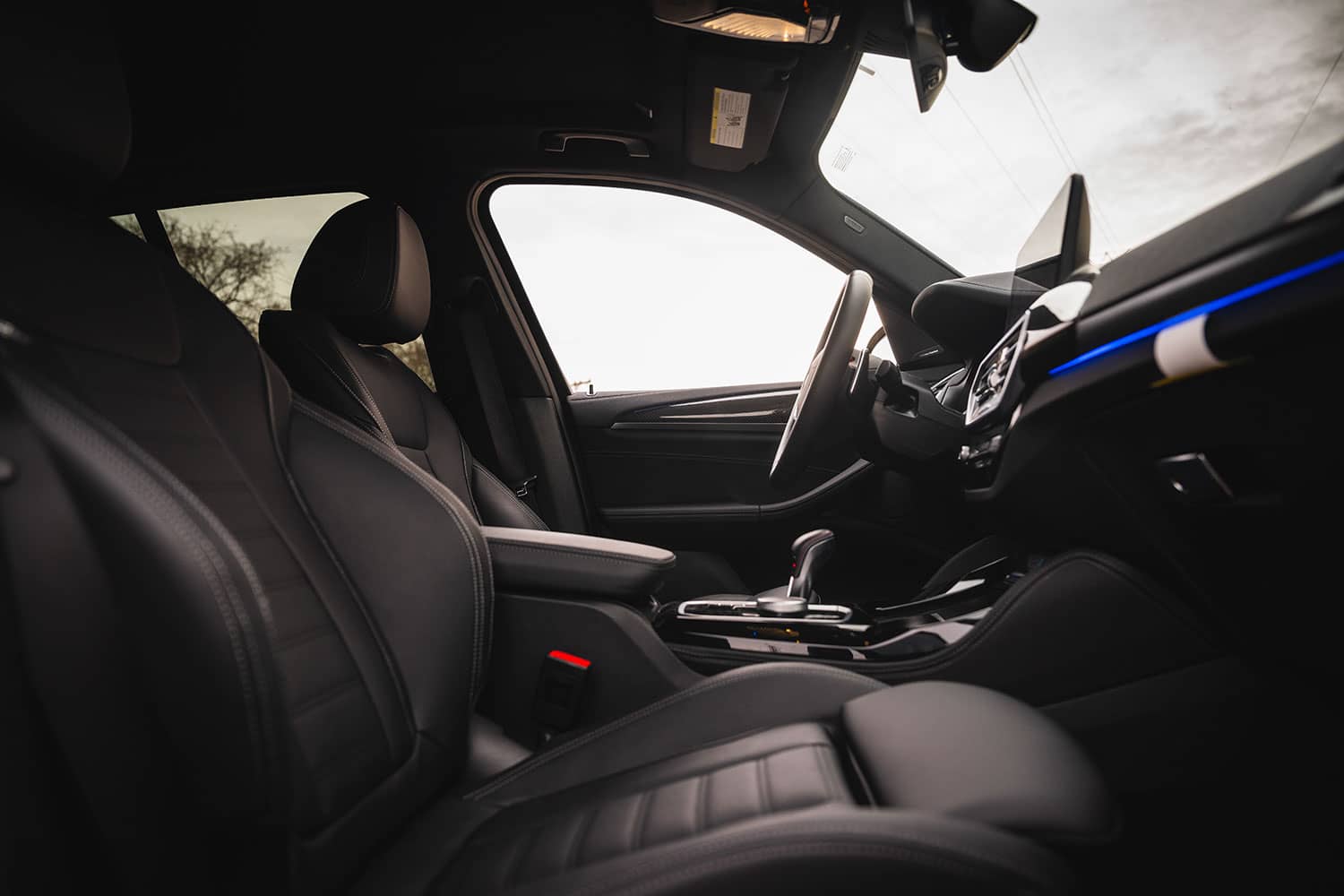 2022-bmw-x3m-interior