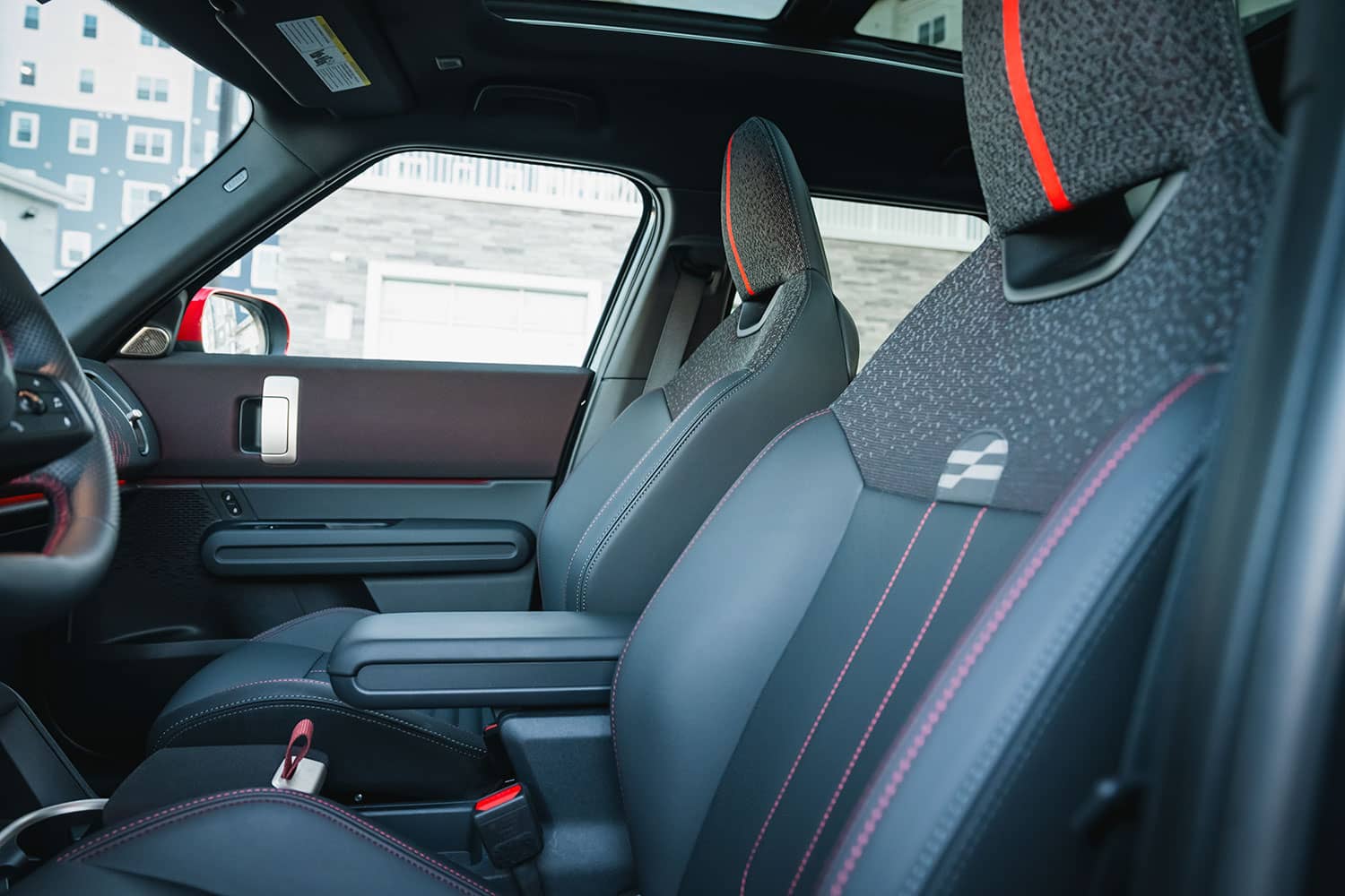mini-jcw-countryman-all4-41