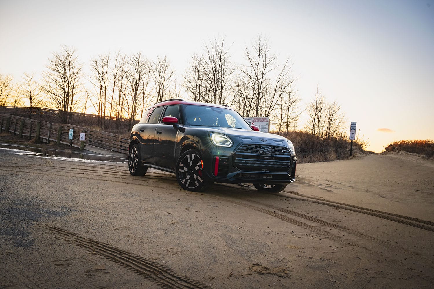 mini-jcw-countryman-all4-44