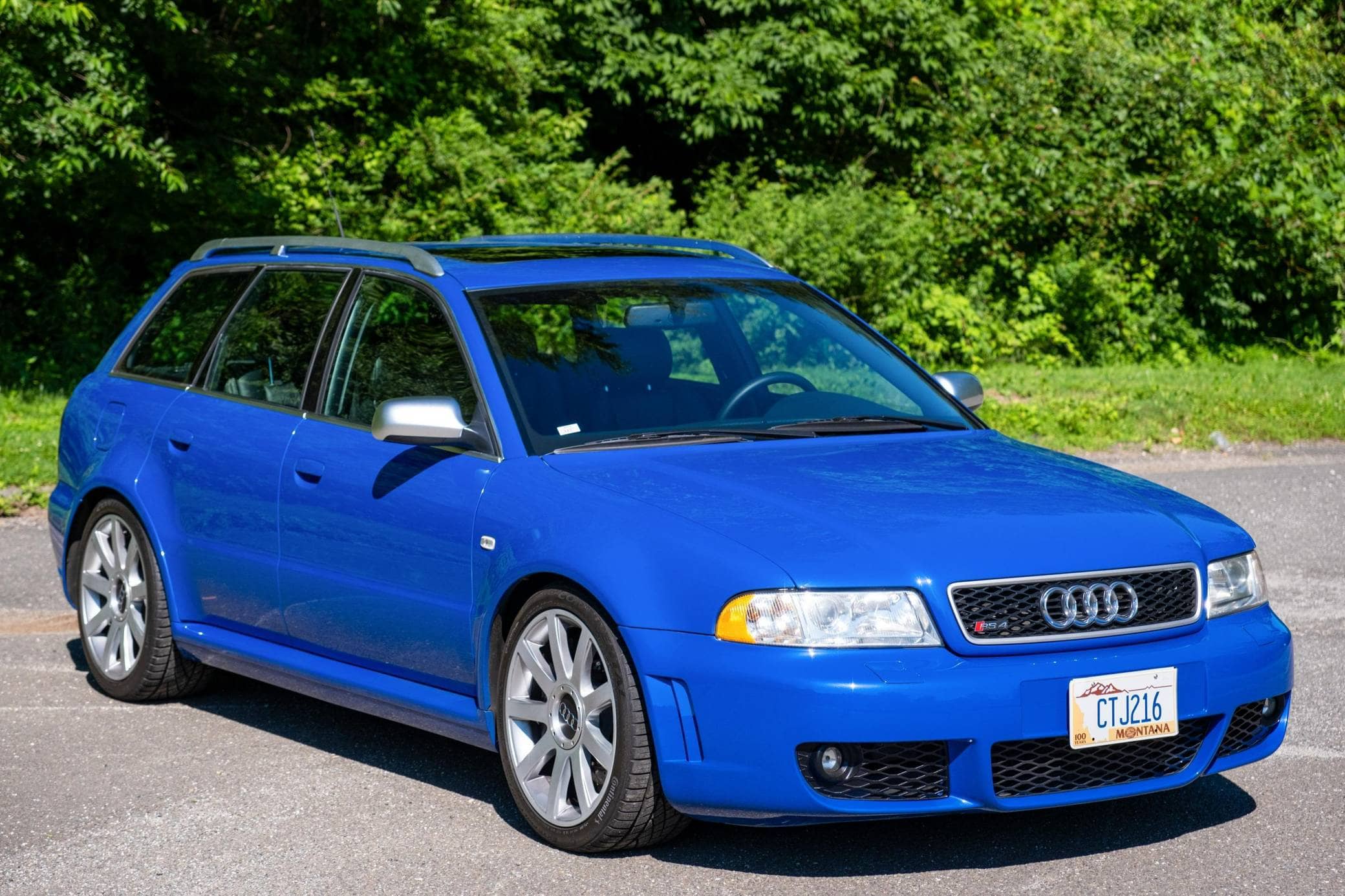 audi-rs4-avant
