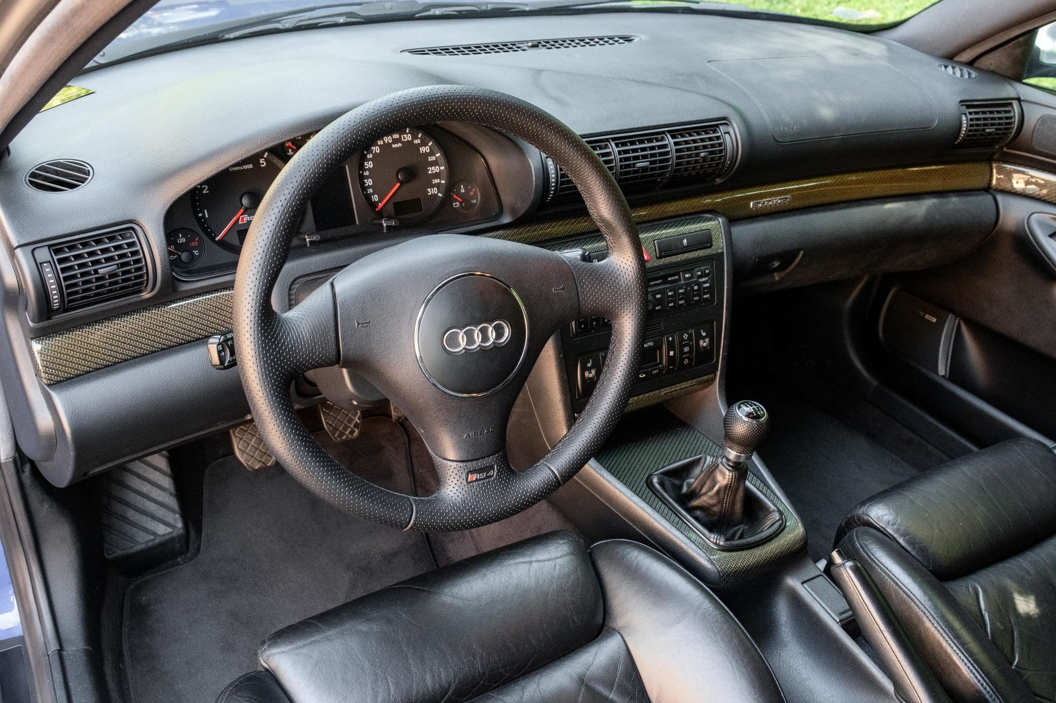 2002 Audi RS4 interior