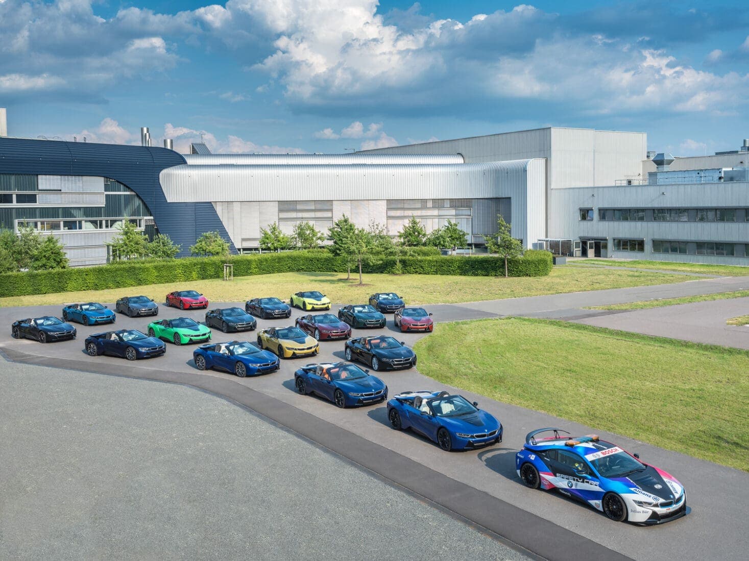 bmw-i8-factory