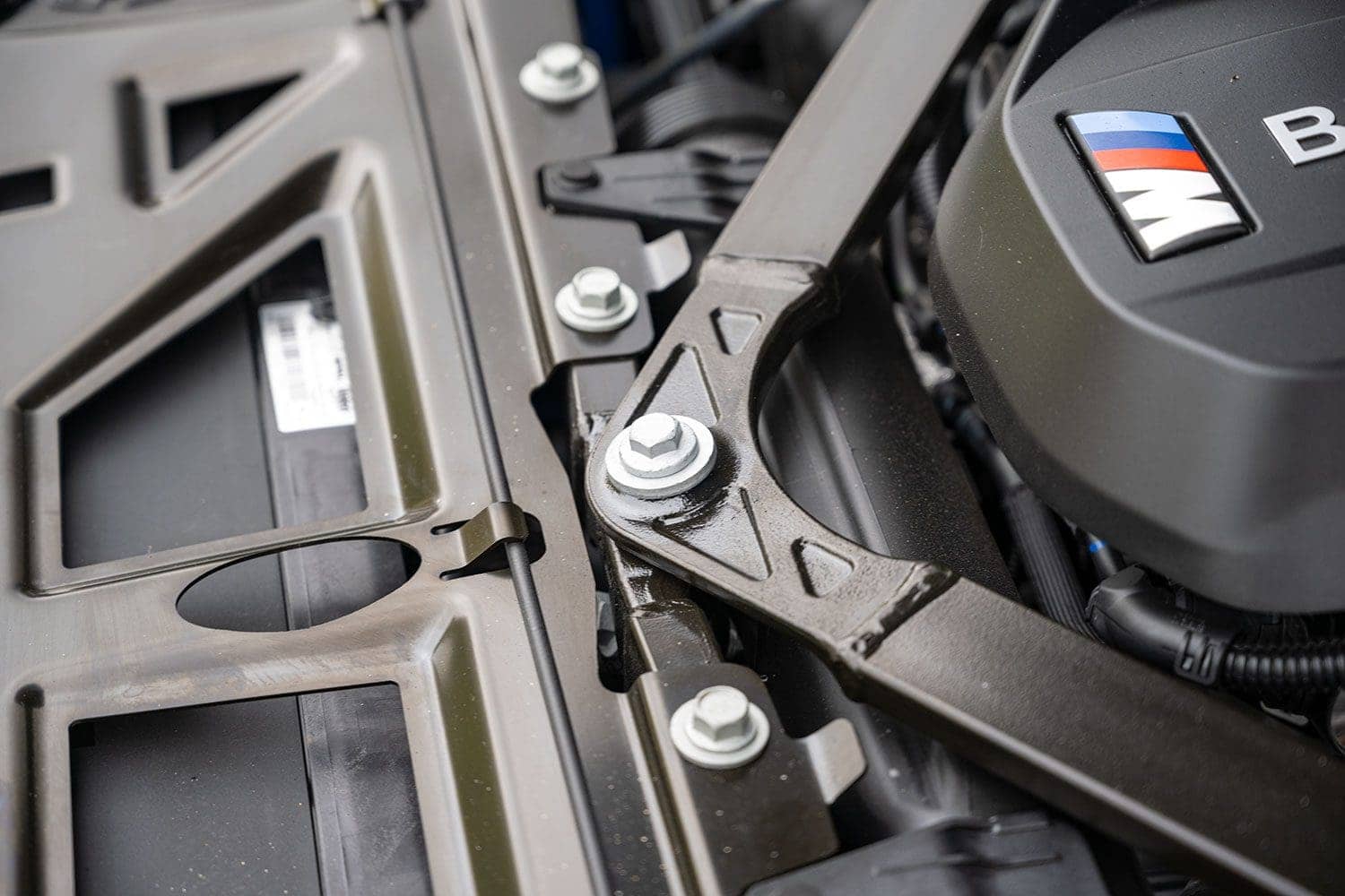 G80 M3 strut brace