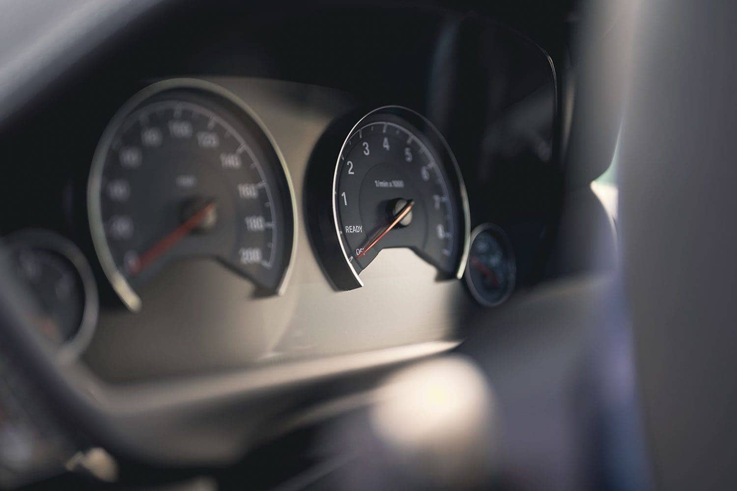 F80 M3 gauges