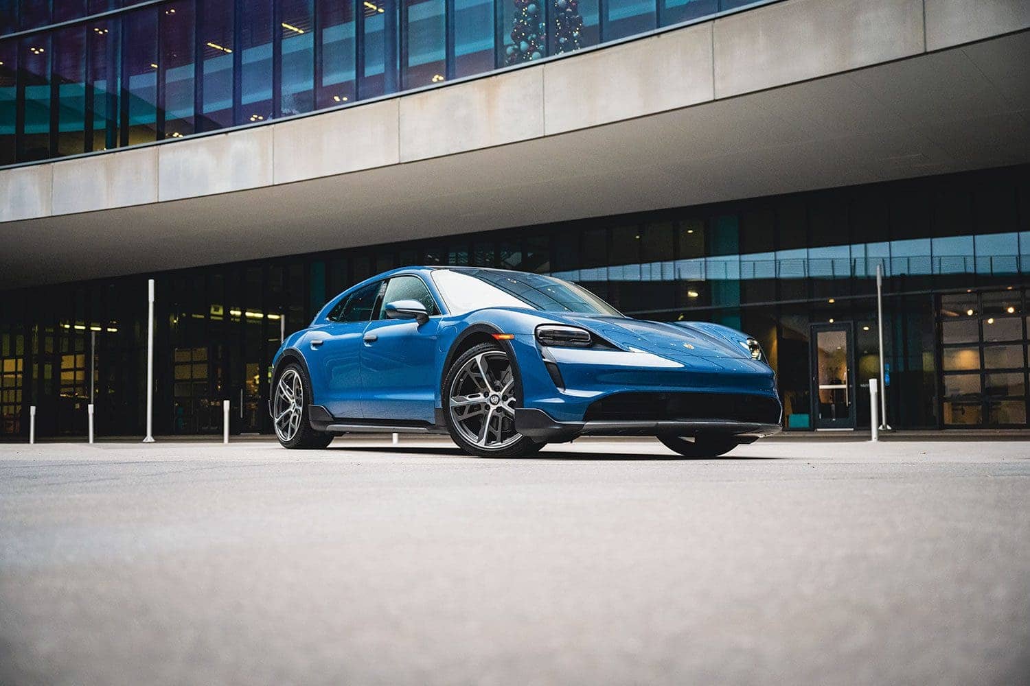 Porsche Taycan Cross Turismo