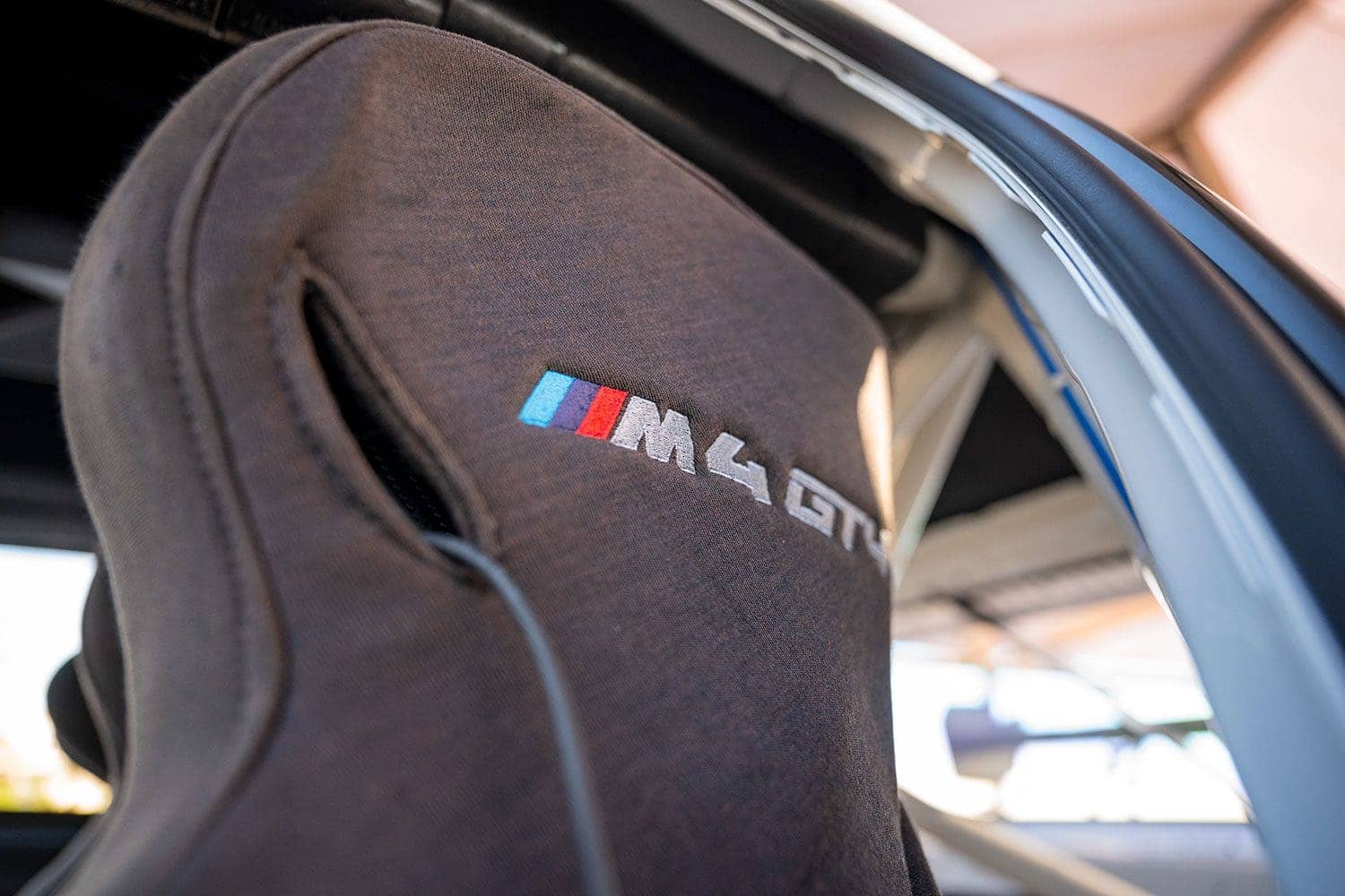 M4 GT4
