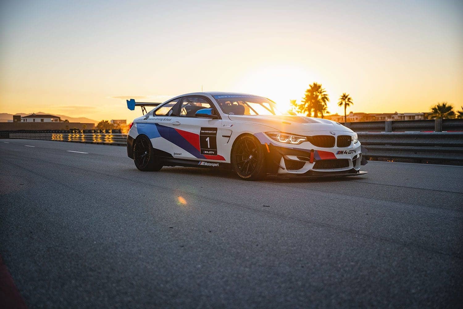 M4 GT4