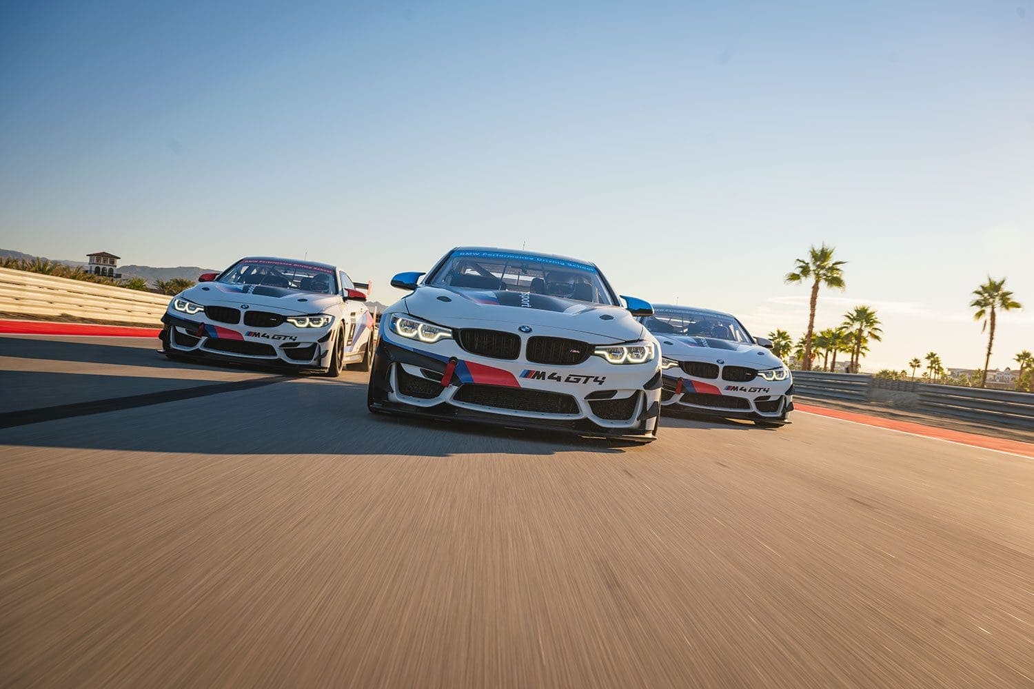 M4 GT4