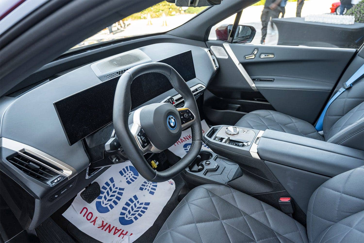 bmw-ix-interior
