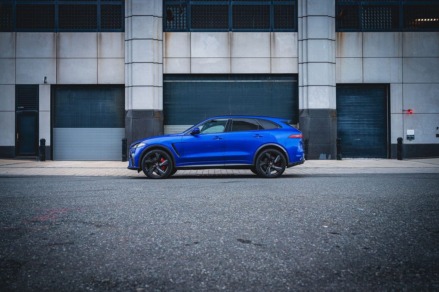 Jaguar F-Pace SVR