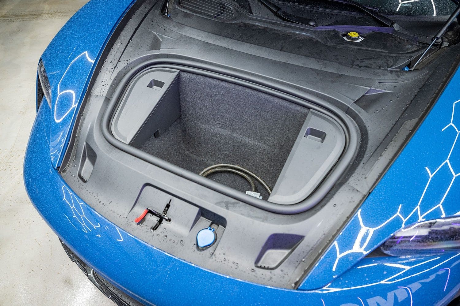 2022 Porsche Taycan Cross Turismo.