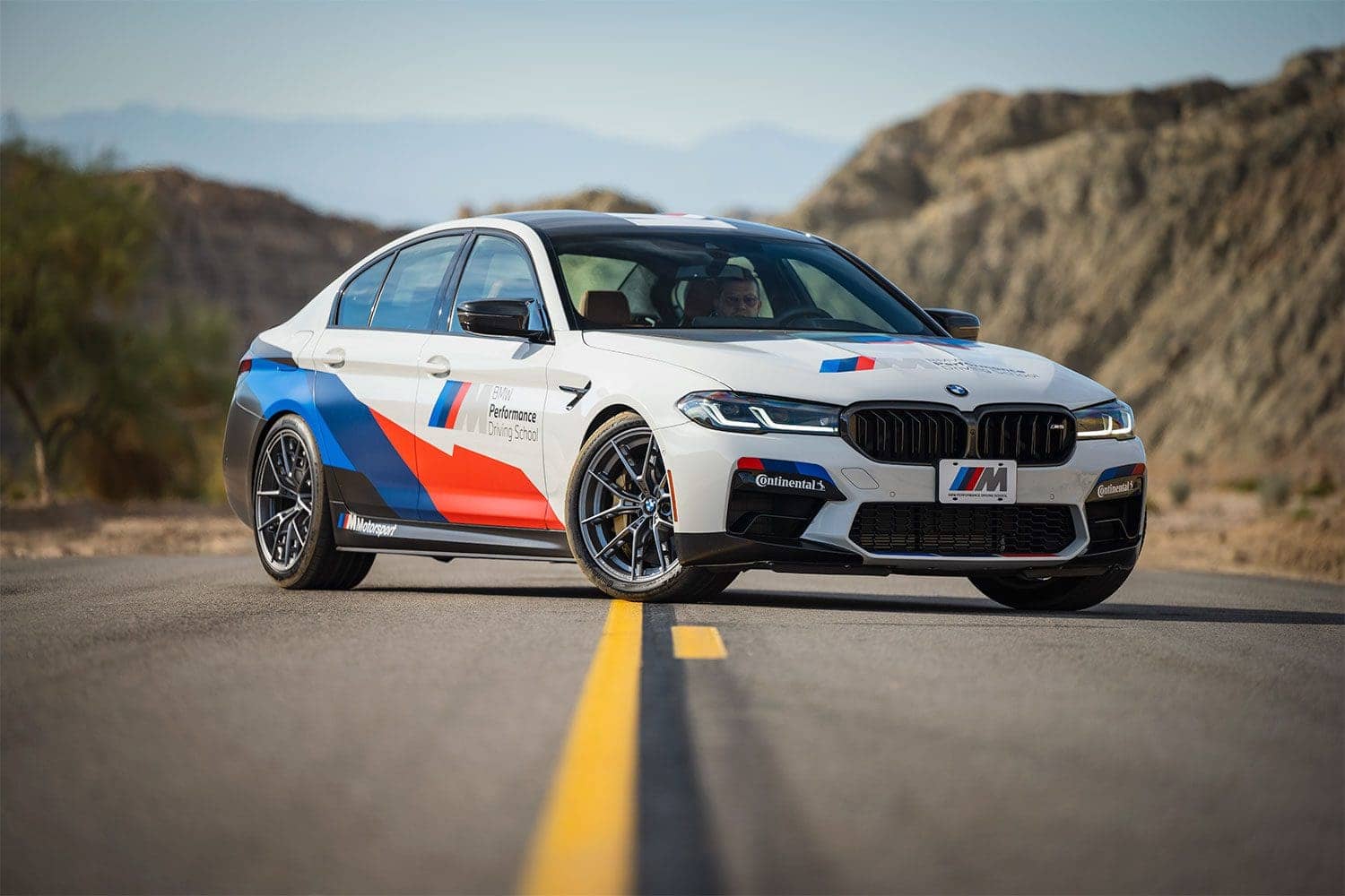 bmw-m5-m-performance-wheels