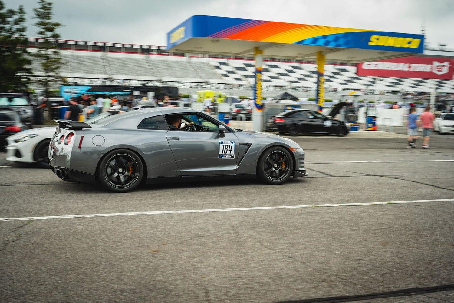 Nissan GT-R
