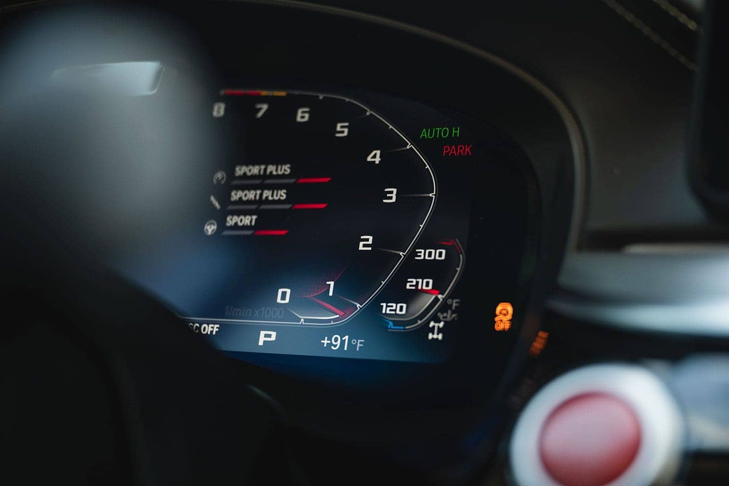BMW M5 tach