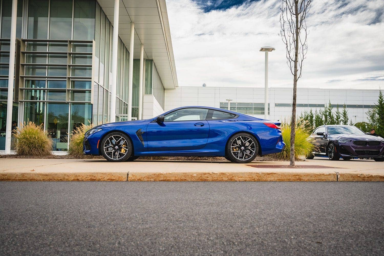 2023 BMW M8