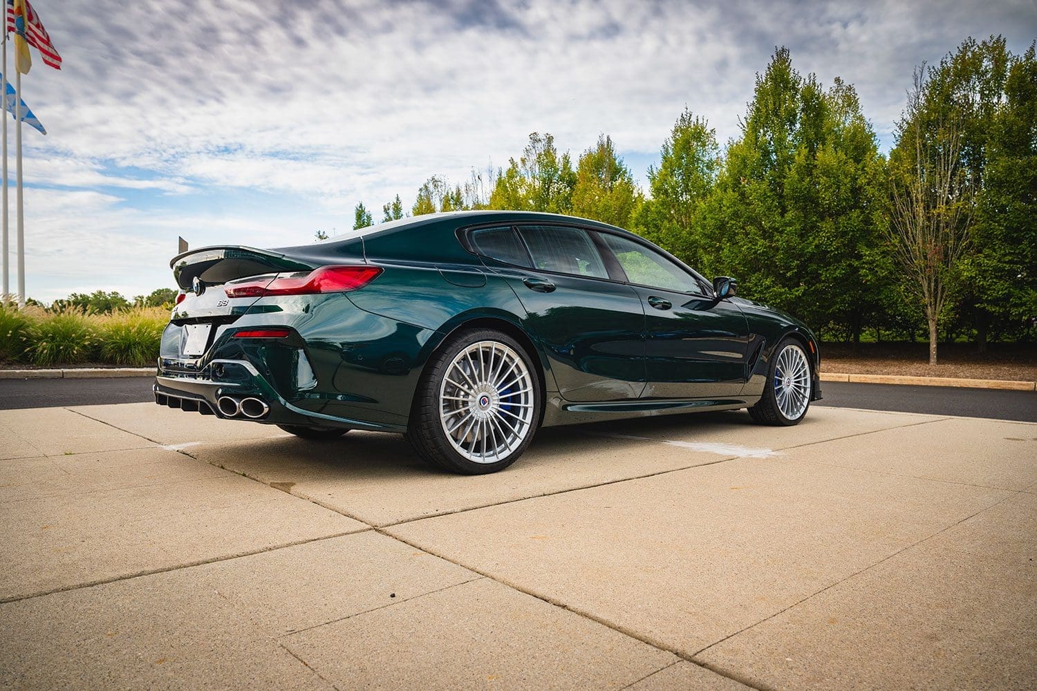 2023 Alpina B8