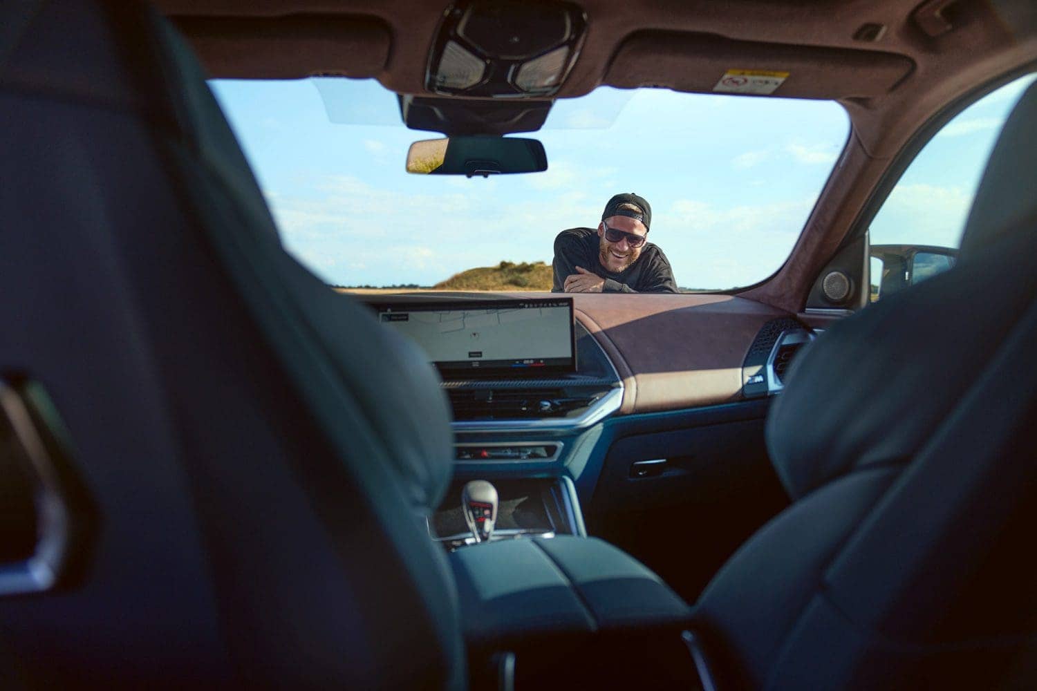 bmw-xm-interior