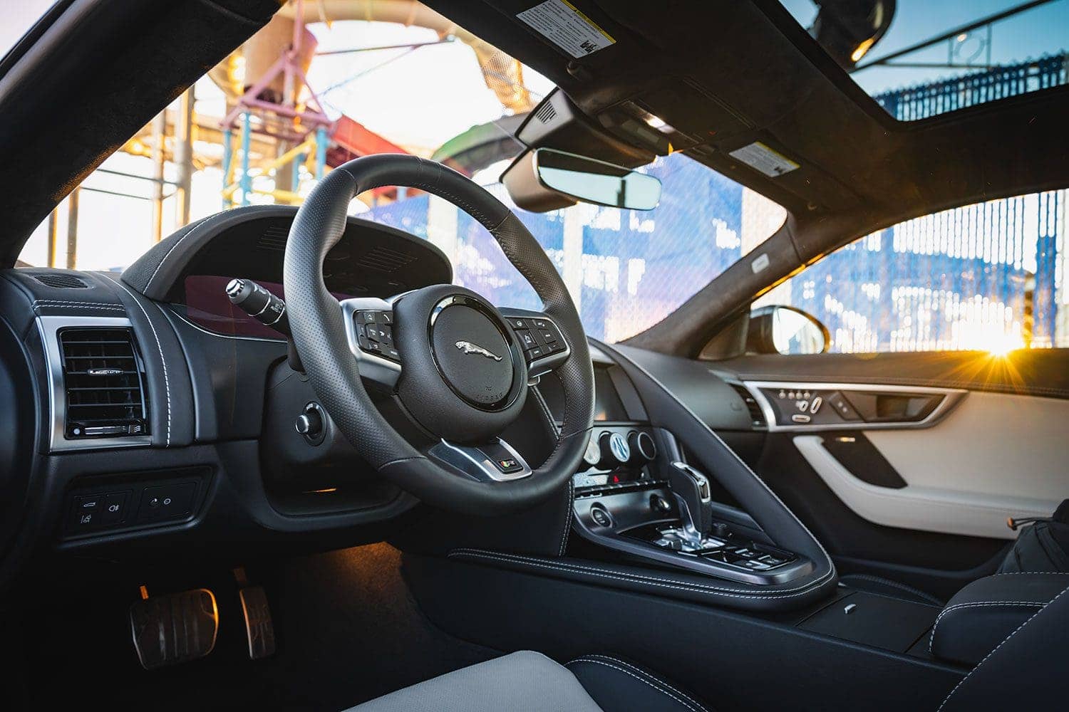 Jaguar F-TYPE R