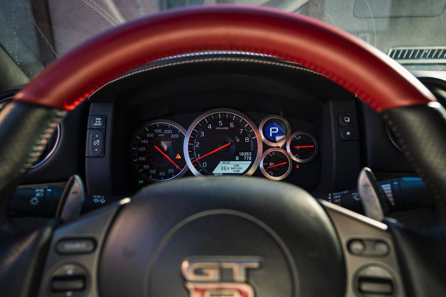 nissan-gt-r