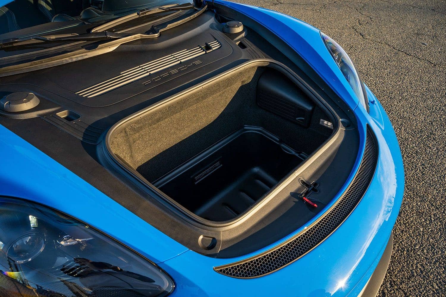 Porsche 718 Cayman GT4