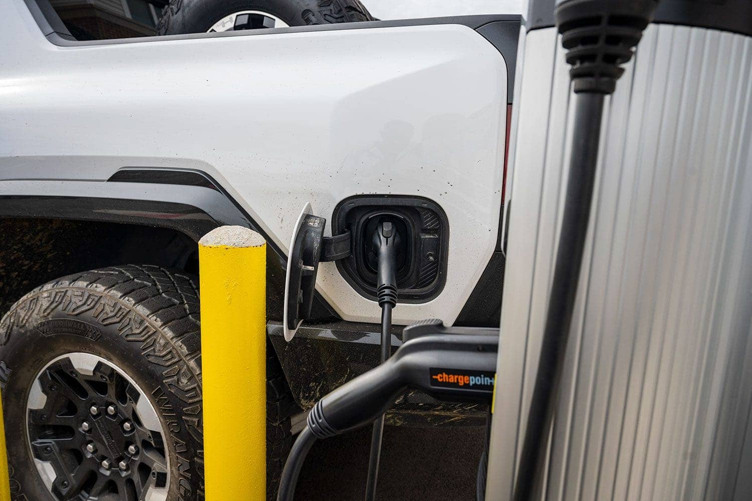 GMC Hummer EV